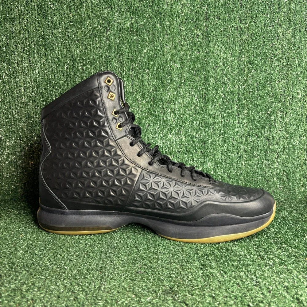 NEW Nike Kobe 10 Elite EXT High Basketball Embossed Leather‎ Black Shoes Mens 15